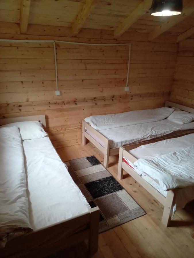 Gusinje Dedushi Guesthouse &Wood Cabins-Camping Place מראה חיצוני תמונה